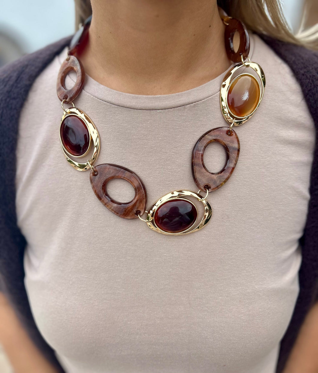Collier marron