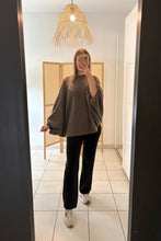 Charger l'image dans la galerie, Pull taupe
