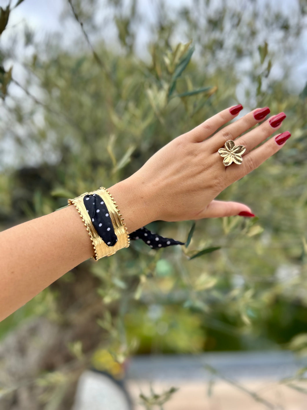 Bracelet foulard noir