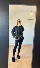 Charger l&#39;image dans la galerie, Veste fine noire
