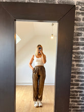 Charger l&#39;image dans la galerie, Pantalon bronze
