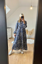 Charger l&#39;image dans la galerie, Robe longue bleue
