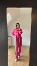 Charger l&#39;image dans la galerie, Robe chemise en lin fuchsia
