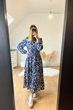 Charger l&#39;image dans la galerie, Robe longue bleue
