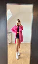 Charger l&#39;image dans la galerie, Robe chemise en lin fuchsia
